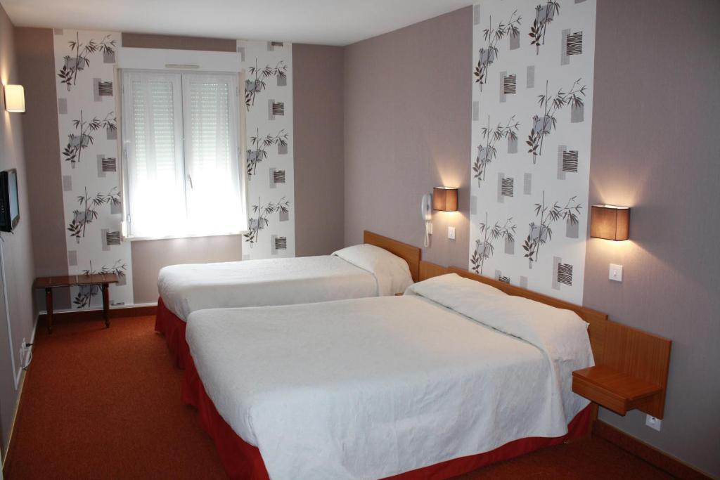 Hotel Du Touring Saint-Céré Habitación foto